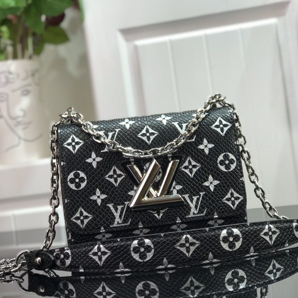 LOUIS VUITTON 루이비통 트위스트 BB