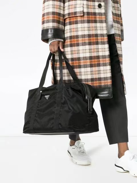 프라다 포비비 21FW 삼각 로고 나일론 토트백 2VC796 고급형