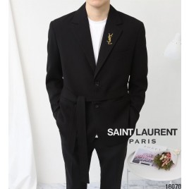 22 S/S 신상 특별 세일 제품  YSL 입생로랑 로고뱃지 벨팅 블레이져