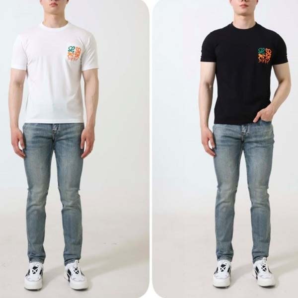 로에베 로고 포켓 아나그램 자수 라운드 티셔츠 2종