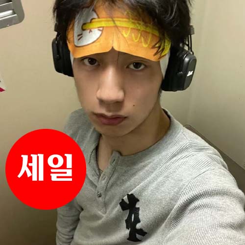 25년 크롬하츠 십자가 자수 니트 2종 0816