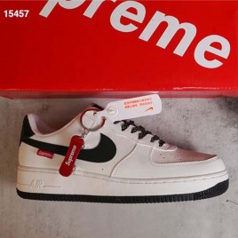 나이키 X 슈프림 에어 포스1 AF1 로우탑 스니커즈