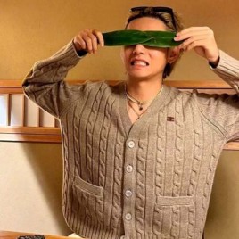 셀린느 케이블 트리옹프 니트 가디건 2종