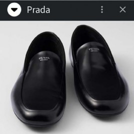 25ss 프라다 로고 Brushed 레더 로퍼 2종 1004