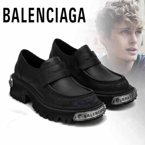 25년 발렌시아가 로고 블랙 카프스킨 트랙터 로퍼 1017