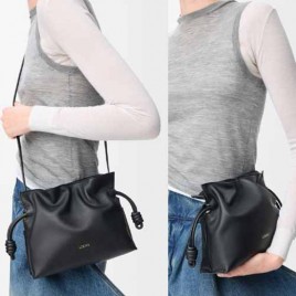 로에베 미니 플라멩코 블랙 클러치백