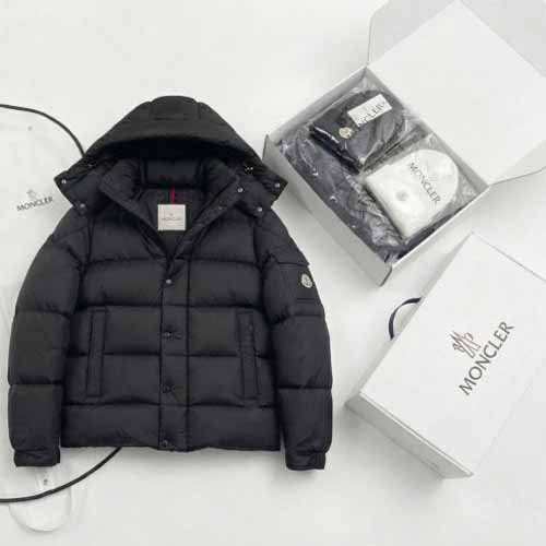 몽클레르 로고 구스다운 블랙 점퍼