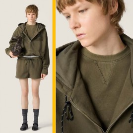 26ss 미우미우 로고 기먼트 다이드 후디 재킷 0228