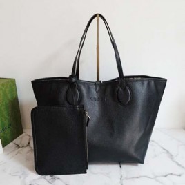 25FW 구찌 로고 토티시마 리버서블 레더 토트백