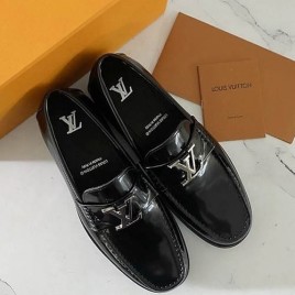 루이비통 실버 엠블럼 블랙 레더 로퍼